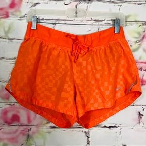 Nike Dri-fit shorts w checkered pattern